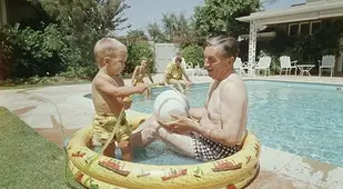 Walt Disney Pool