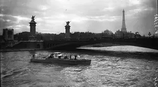 1920s Paris River Seine