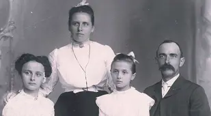 Victorian Family Photos