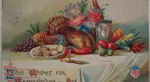 Weird Thanksgiving Photos Dead Table
