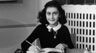 Anne Frank Quotes Desk Chair