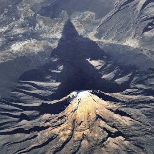 Six Amazing Images Of Earth Taken From Space