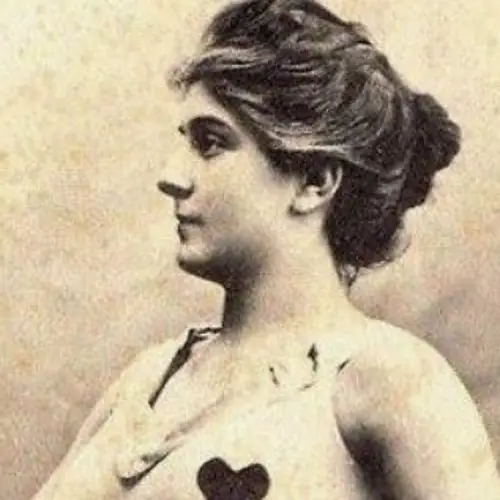 Women Of The Future, According To French Futurists In 1902