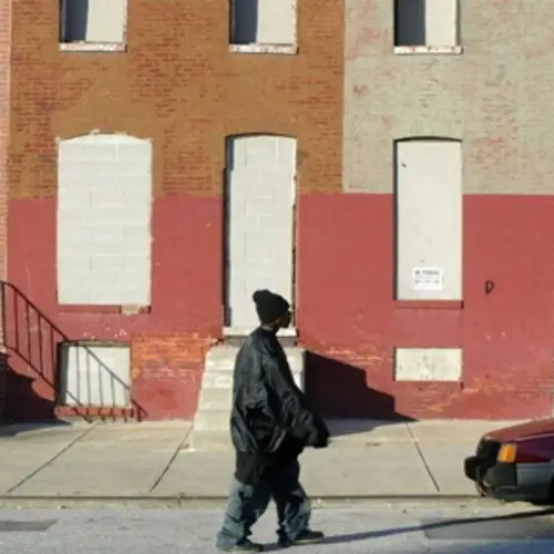 33 Haunting Photos Of The Abandoned Baltimore Ghetto
