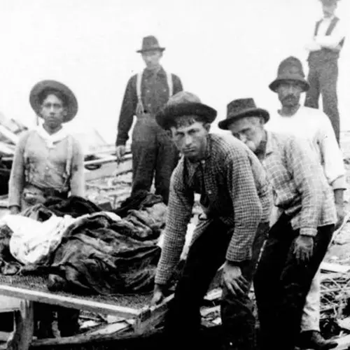 Haunting Photos Of The Deadliest Disaster In American History