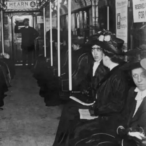 Vintage Photos Of New York Public Transit Like You've Never Seen Before (And Won't Again)