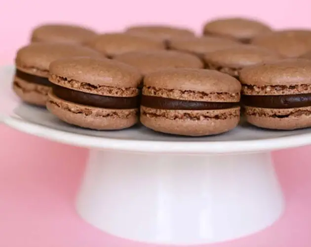 Chocolate Macroons