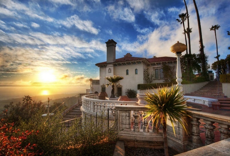 Visually Stunning Homes at Sunset