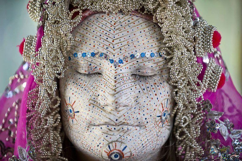 Bosnian Wedding Tradition Surprising Photos