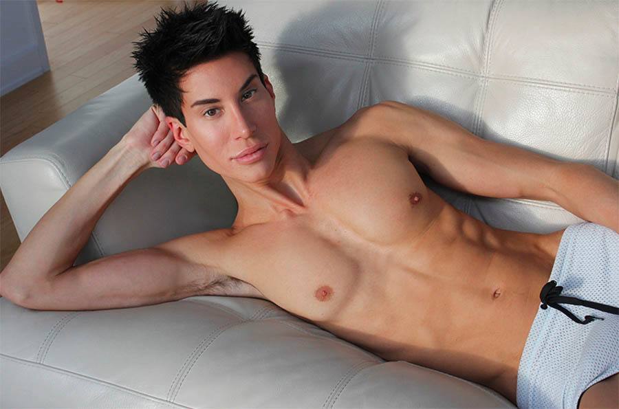 Meet The Real Life Barbie And Ken Valeria Lukyanova And Justin Jedlica