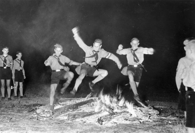 Disturbing Photos Of Life Inside The Hitler Youth The Nazis Loyal