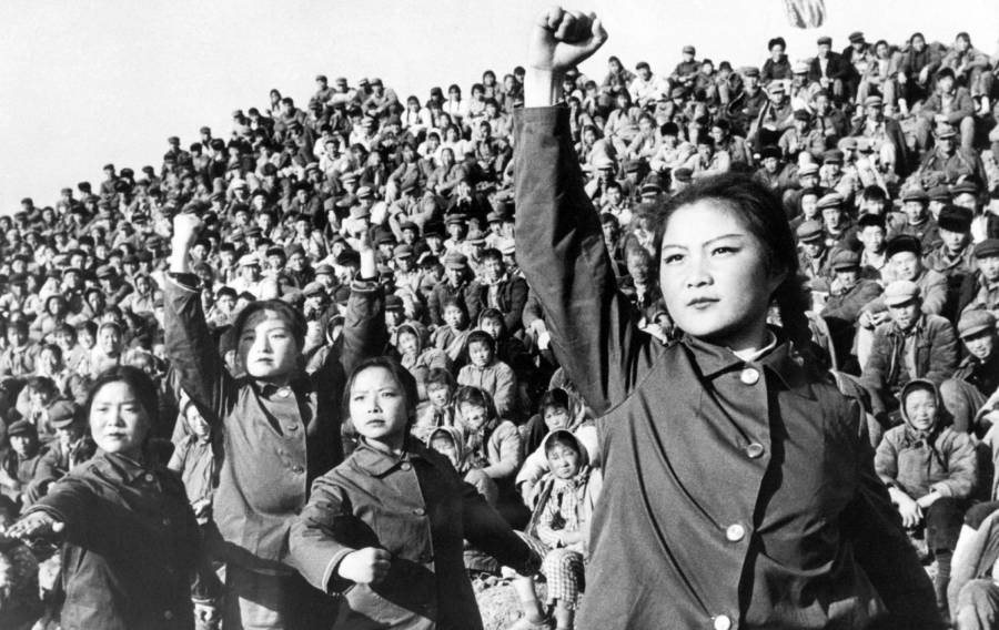Cultural Revolution Posing