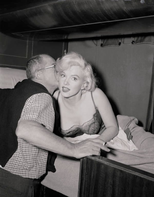 Candid Marilyn Monroe Photos As The Girl Next Door