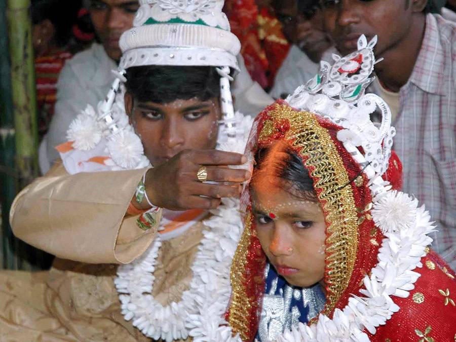 13-shocking-photos-of-child-marriages-past-and-present