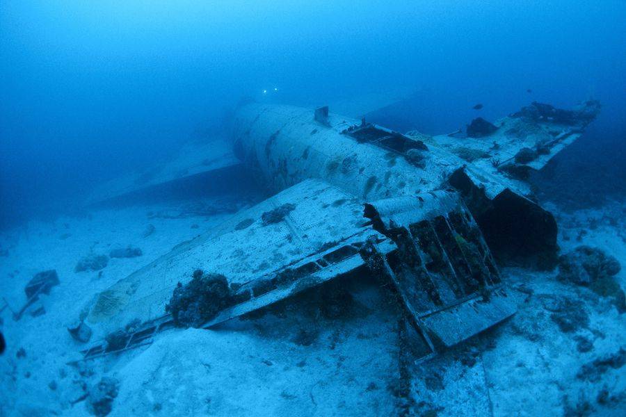 Bomber Wreck Truk Lagoon