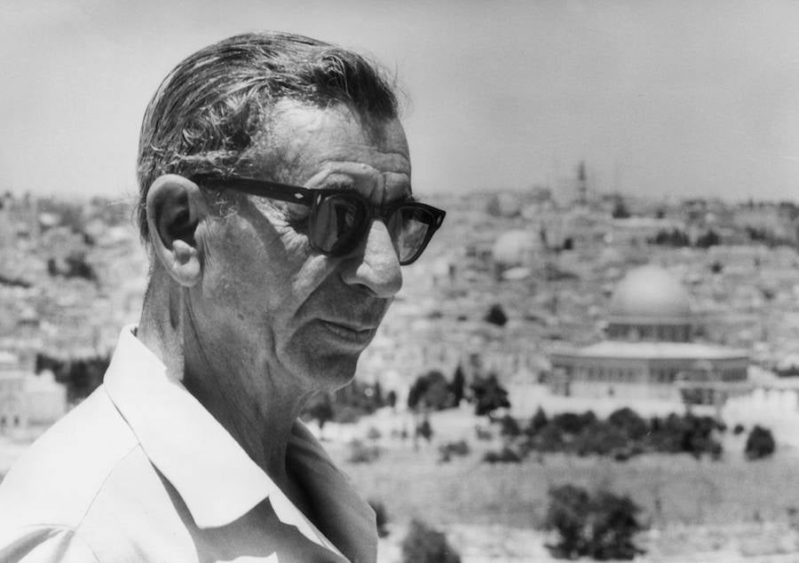 http://allthatsinteresting.com/wordpress/wp-content/uploads/2018/07/lansky-israel.jpg