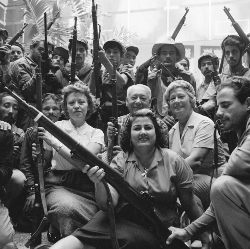 Fidel Castro Che And The Cuban Revolution In 33 Stunning Pictures