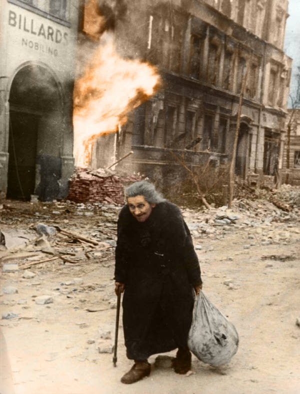 Colorized Photos From History S Most Iconic Moments