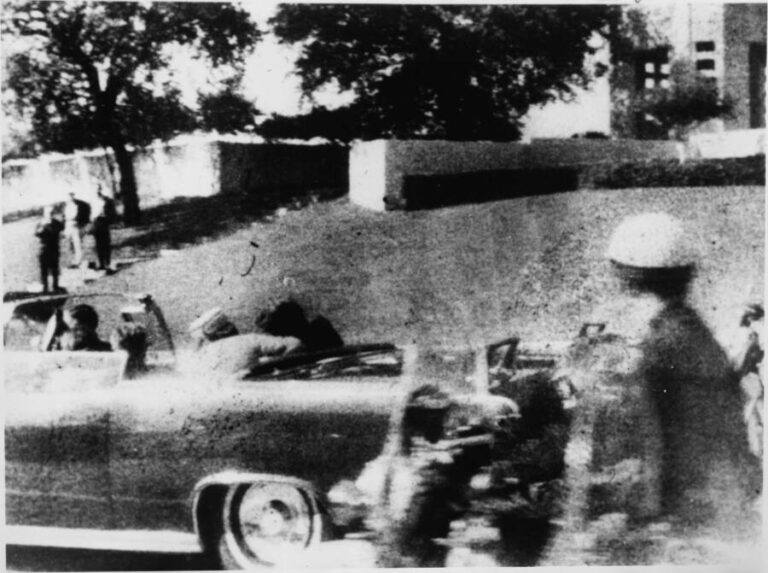 Rarely Seen Kennedy Assassination Photos That Capture The Tragedy Of