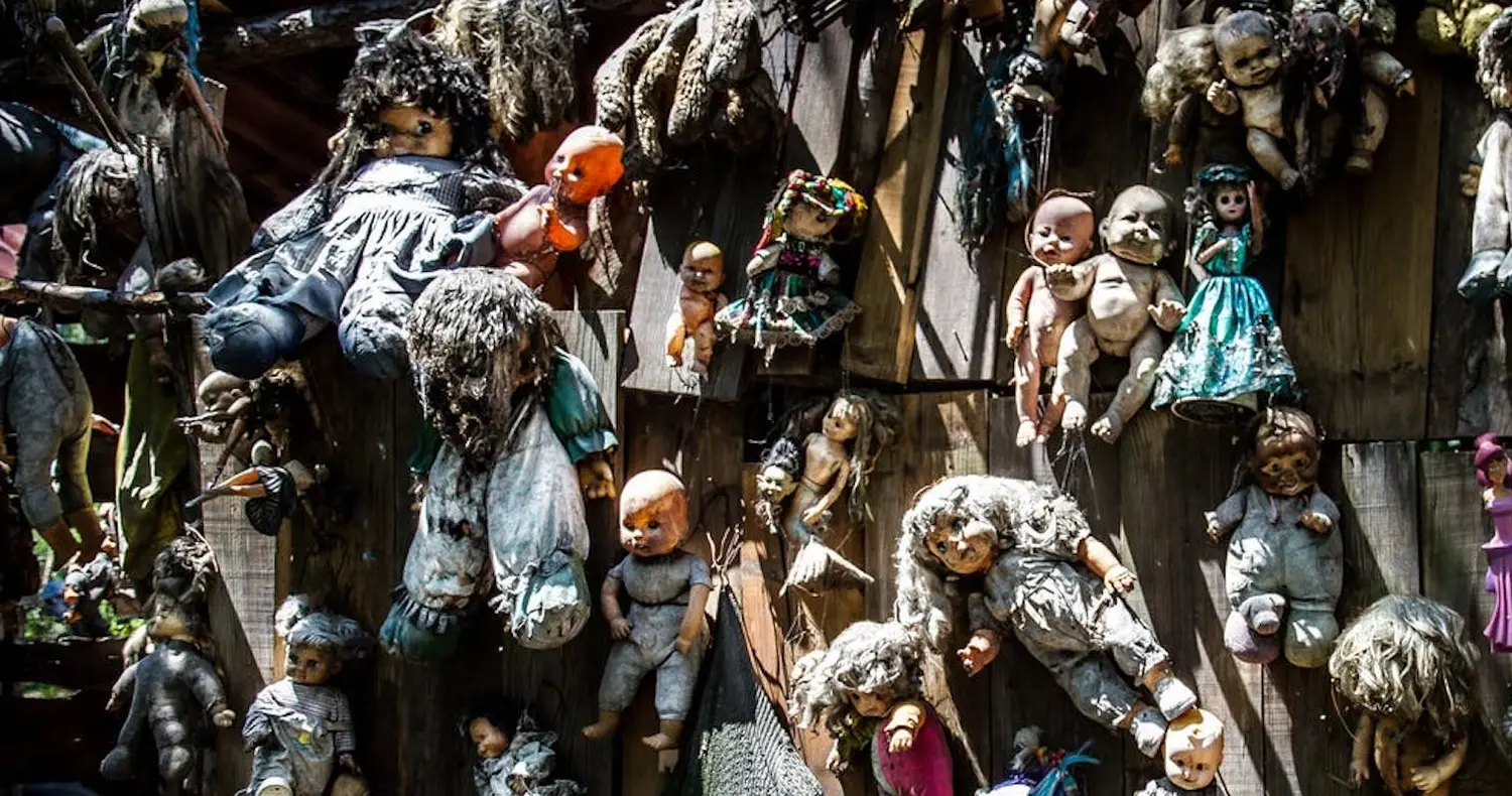 Haunted Island With Dolls Island Of The Dolls (World's Scariest