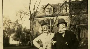 Creepy Halloween Costumes Couple Wearing Masks