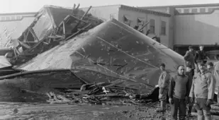 Tank explosion from Boston Molasses Disaster