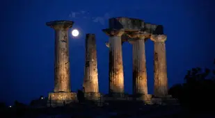Supermoon Greece