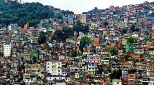 Favelas Long