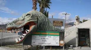 American Kitsch Cabazon Dinosaurs Entrance