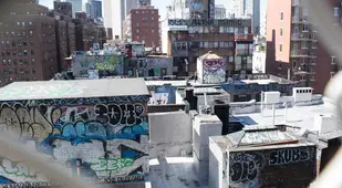 Chinatown rooftop graffiti