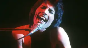 Pictures Of Freddie Mercury Singing
