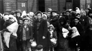 Women Children Holocaust Photos