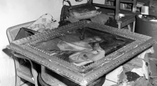 Fuhrerbunker Interior Painting