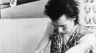 Sid Vicious Injecting Himself With Heroin