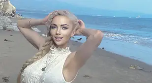 Valeria Lukyanova Posing On The Beach
