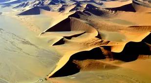 Desert Peaks Valleys