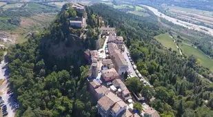Castello Di Montebello