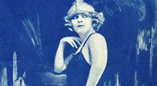 Mae West Onstage