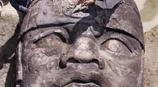 1946 Olmec Head Discovery