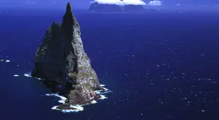Balls Pyramid