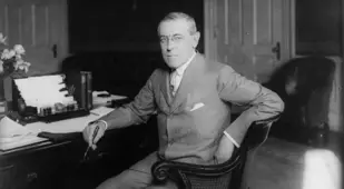 Woodrow Wilson In The Oval Office