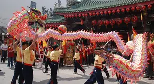Chinese New Year Dragon Dance