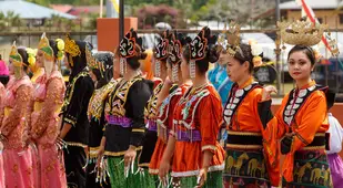 Bajau Women Lined Up