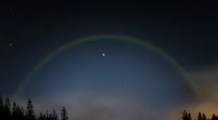 Moonbow
