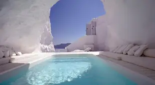 Santoroni Pictures White Hotel