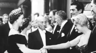 Vintage Hollywood Marilyn Monroe Meets The Queen