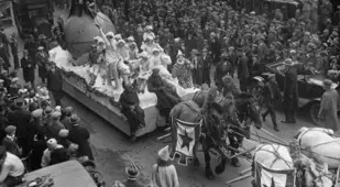 Santa Float in Macy Parade