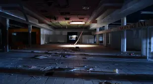 Decrepit Florida Mall