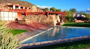 Frank Lloyd Wright Exterior