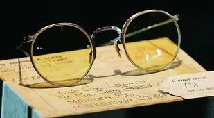 Peace Spectacles